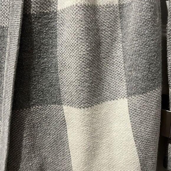 Jones New York Grey/Cream Plaid Belted Cardigan Sweater Size M - Picture 6 of 12